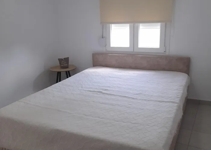 The Corner Skála Kallirákhis